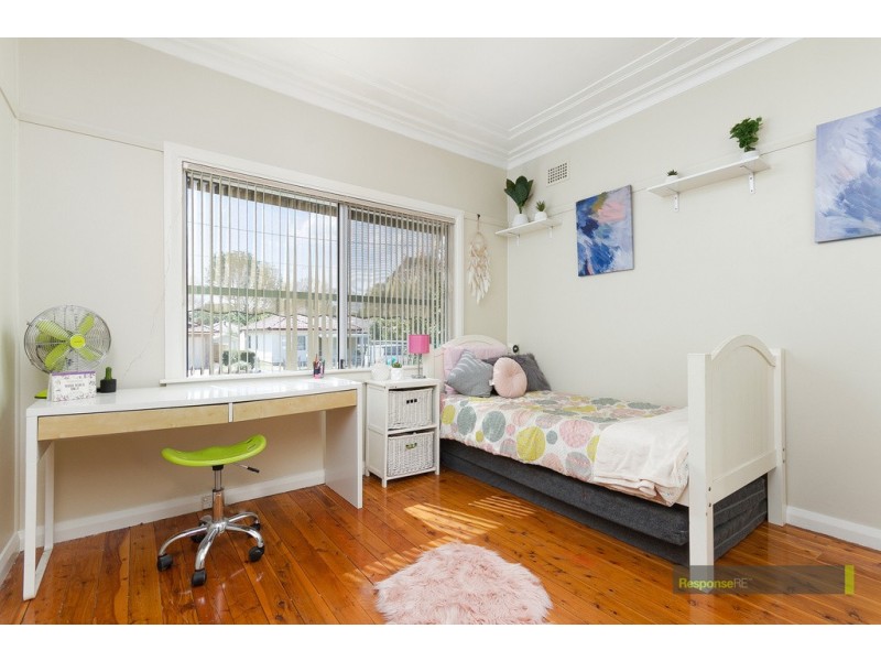 18 Beaufort Street, Northmead NSW 2152