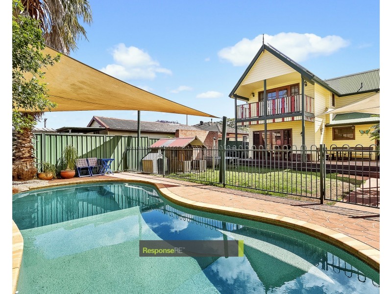 12 Peter Parade, Old Toongabbie NSW 2146