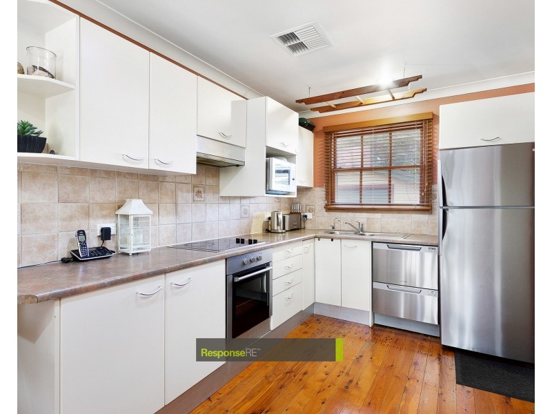 12 Peter Parade, Old Toongabbie NSW 2146