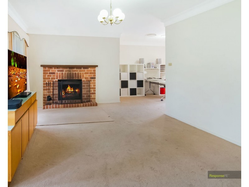 48 Amphitheatre Circuit, Baulkham Hills NSW 2153