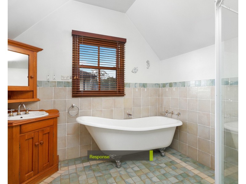 12 Peter Parade, Old Toongabbie NSW 2146