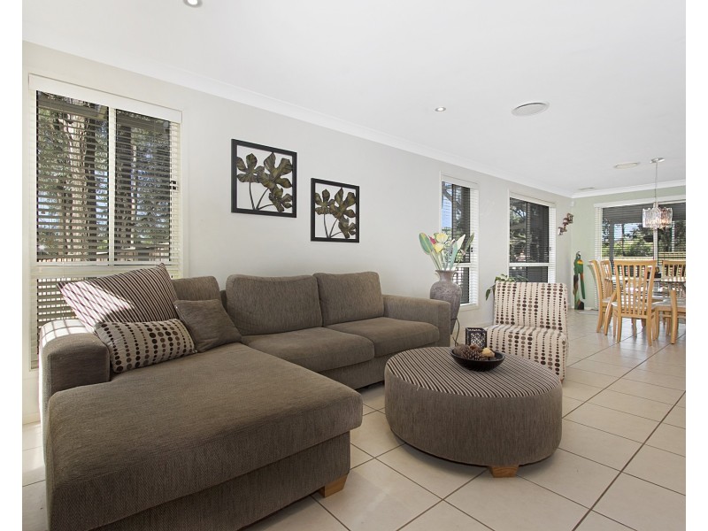 20 Treetops Circuit, Quakers Hill NSW 2763