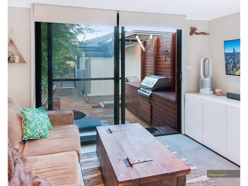 6 Elfrieda Street, Old Toongabbie NSW 2146