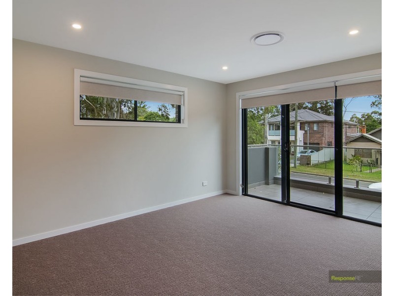 33A Budgeree Road, Toongabbie NSW 2146