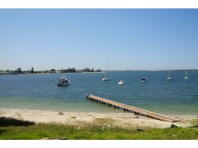 2 Woodlands Road, Taren Point NSW 2229