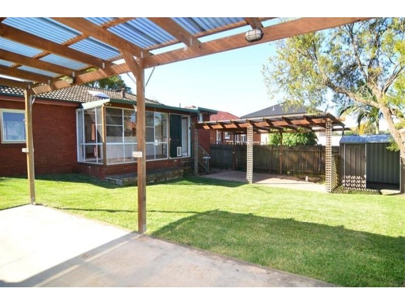 6 Warwick Street, Sylvania NSW 2224