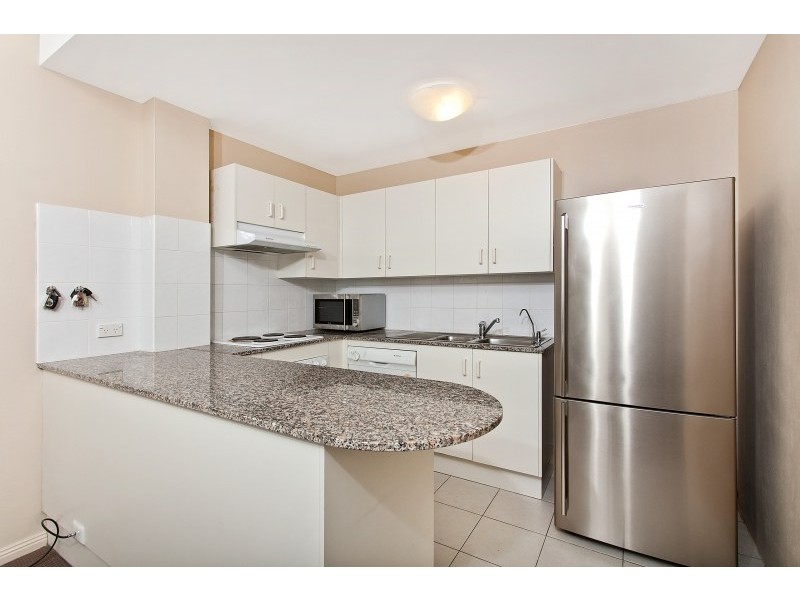 Unit 52/2 Central Road, Miranda NSW 2228