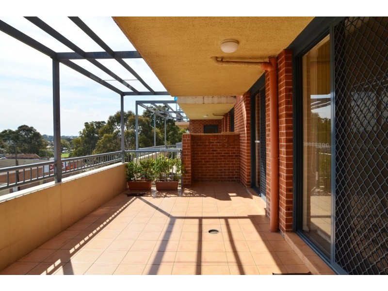 Unit 39/2-4 Central Road, Miranda NSW 2228
