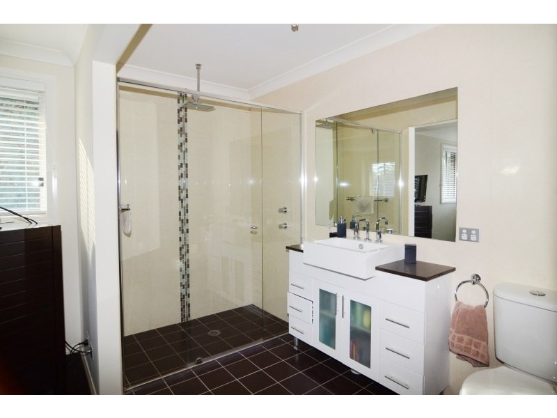 19 Nyngan Place, Miranda NSW 2228