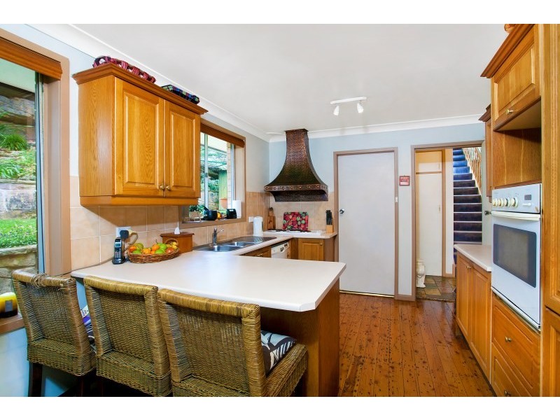 13 Meehan Place, Kirrawee NSW 2232