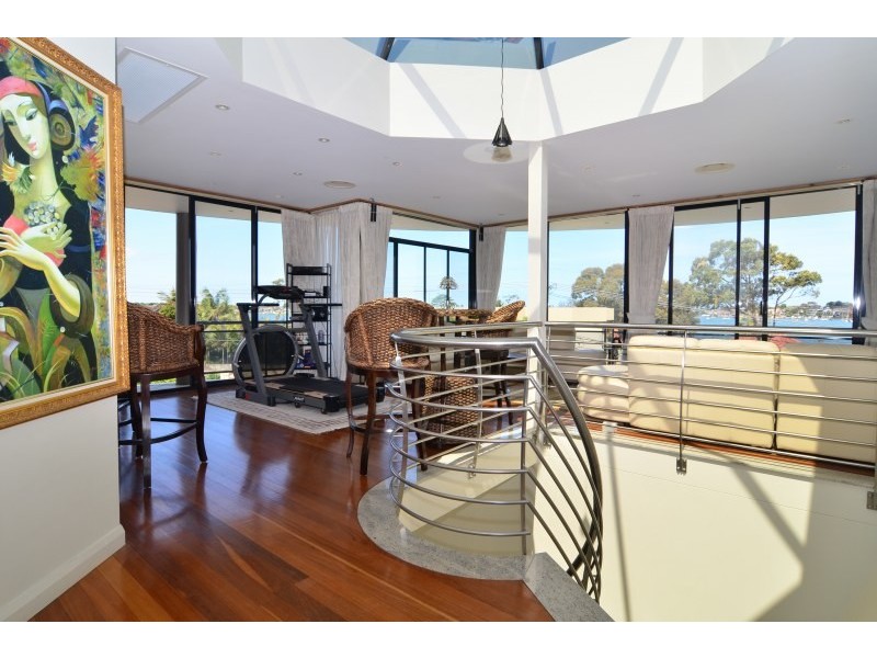 11 Belgrave Esplanade, Sylvania NSW 2224