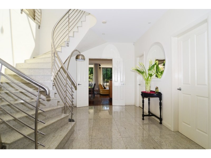 11 Belgrave Esplanade, Sylvania NSW 2224