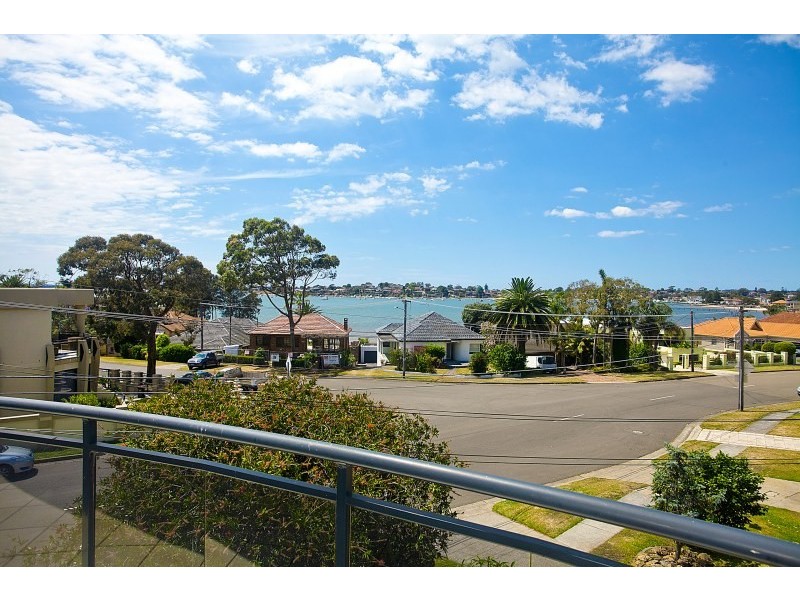 11 Belgrave Esplanade, Sylvania NSW 2224