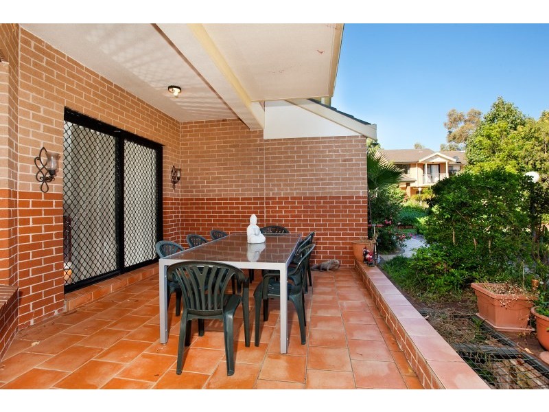 27/8 Warumbui Avenue, Miranda NSW 2228