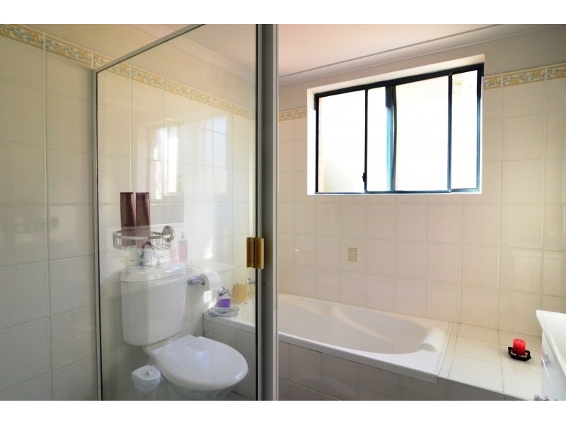 Unit 11/12 Clubb Crescent, Miranda NSW 2228