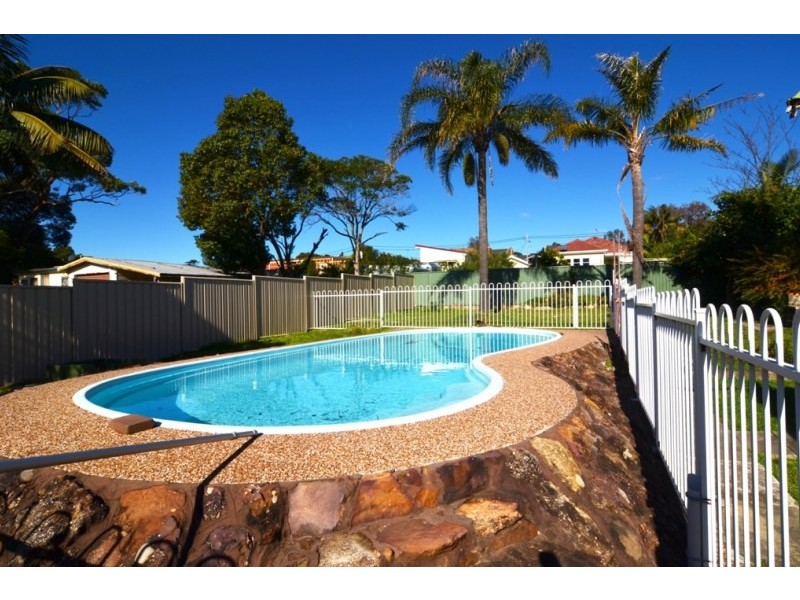 12 Dwyer Street, Gymea NSW 2227