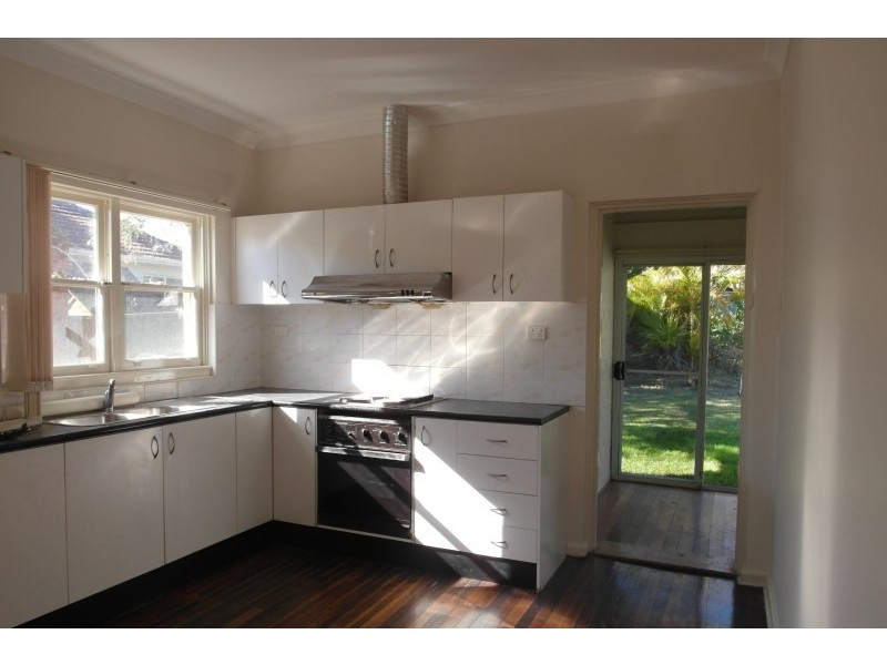 2 Montgomery Street, Miranda NSW 2228