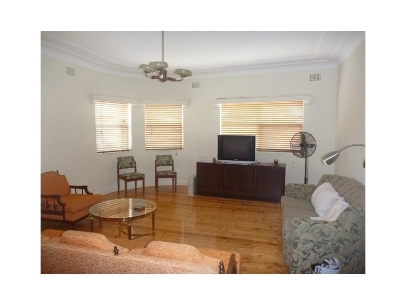 Unit 2/2 Princes Highway, Sylvania NSW 2224
