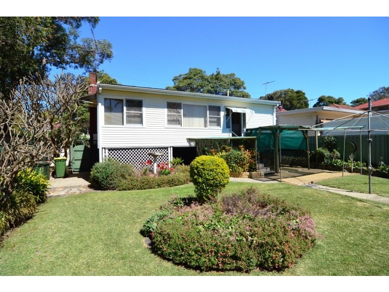221 President Avenue, Miranda NSW 2228
