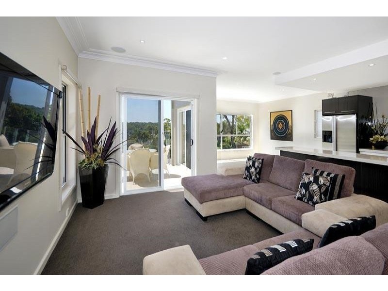 35 George Street, Yowie Bay NSW 2228