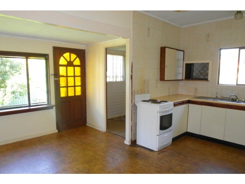 2 Woonah Street, Miranda NSW 2228