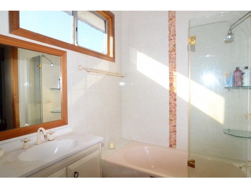 13 Moona Road, Kirrawee NSW 2232