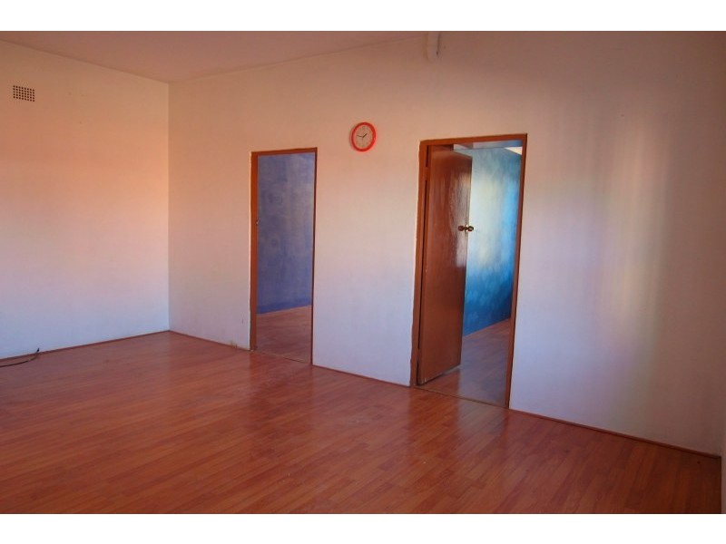 2/149 Oak Road, Kirrawee NSW 2232