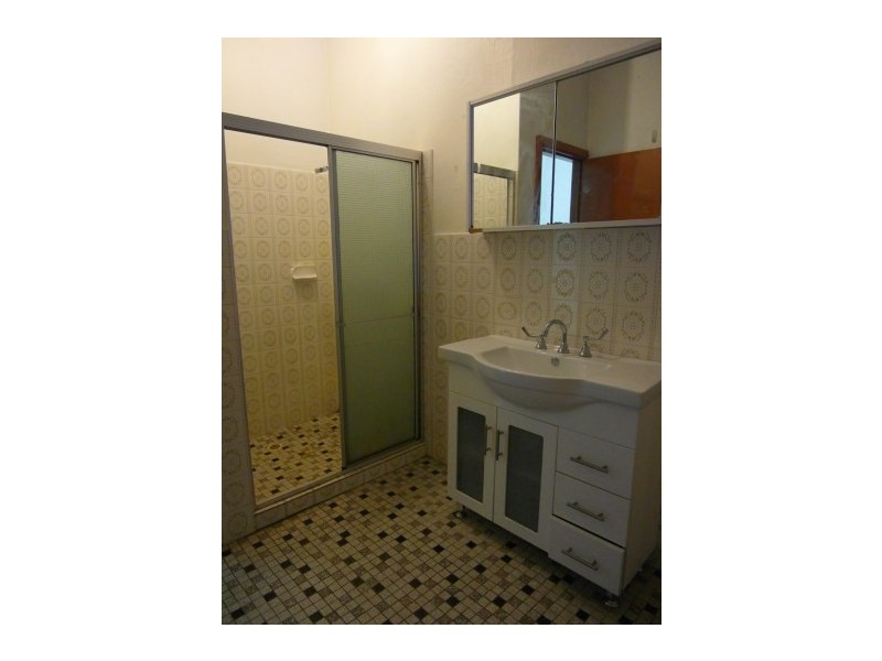 2/149 Oak Road, Kirrawee NSW 2232