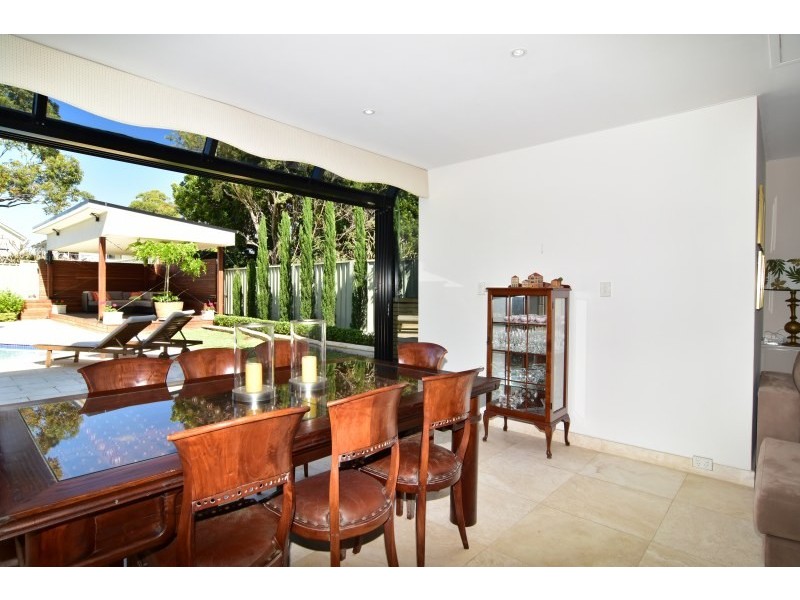 9 Belgrave Esplanade, Sylvania NSW 2224