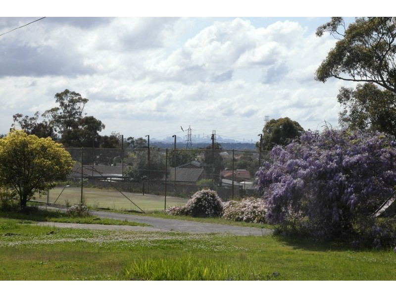 325 Fowler Road, Illawong NSW 2234