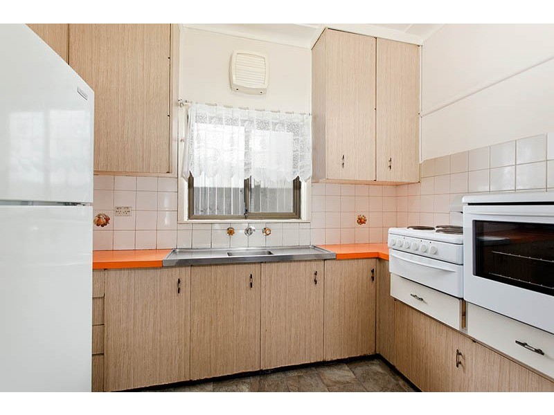 28 Warraba Street, Como NSW 2226