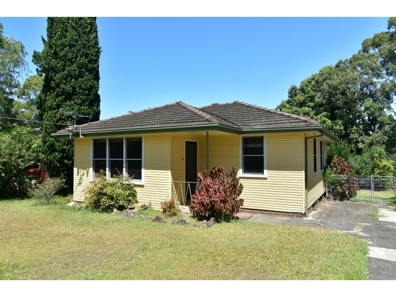 8 Spur Crescent, Loftus NSW 2232