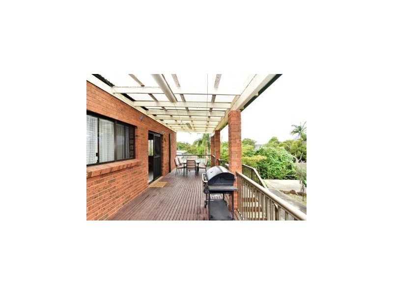 182 President Avenue, Miranda NSW 2228