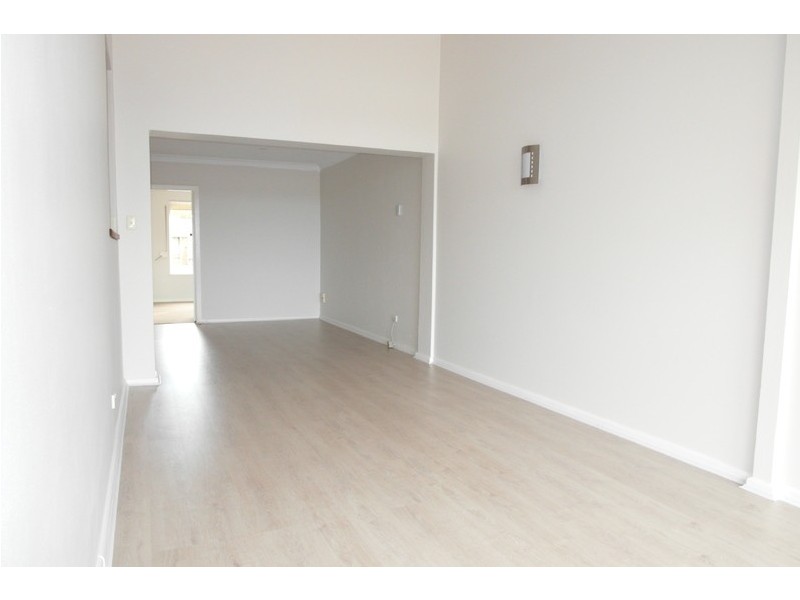 148A Oak Road, Kirrawee NSW 2232