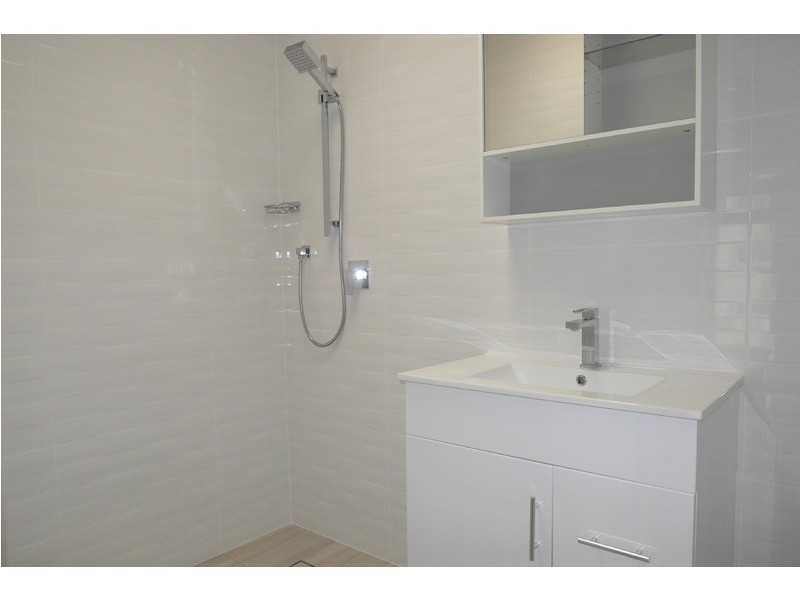 148A Oak Road, Kirrawee NSW 2232