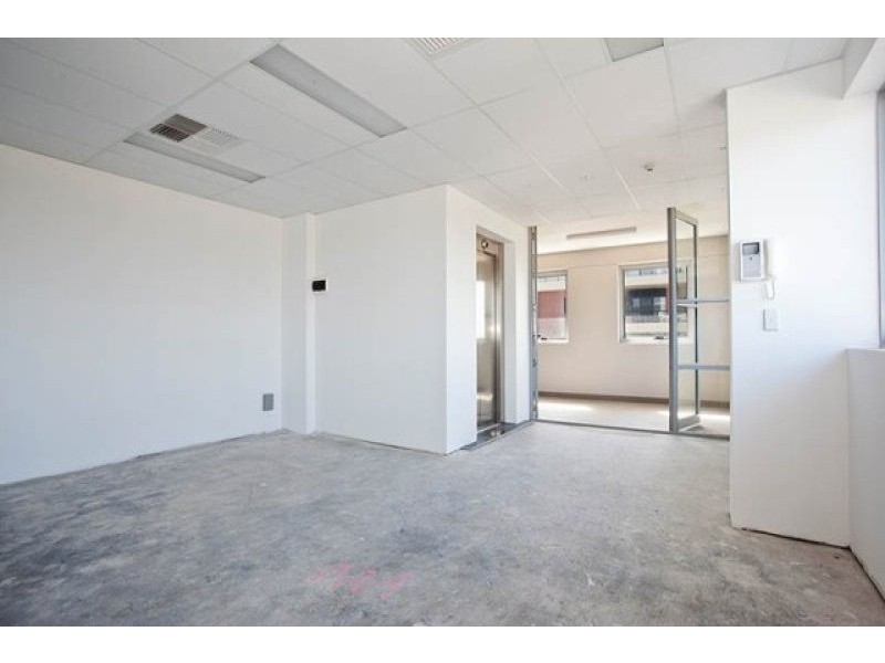 Unit 3/4 Hogben Street, Kogarah NSW 2217