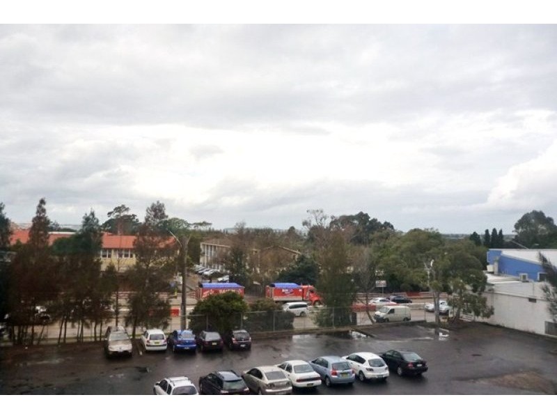 2/4 Hogben, Kogarah NSW 2217