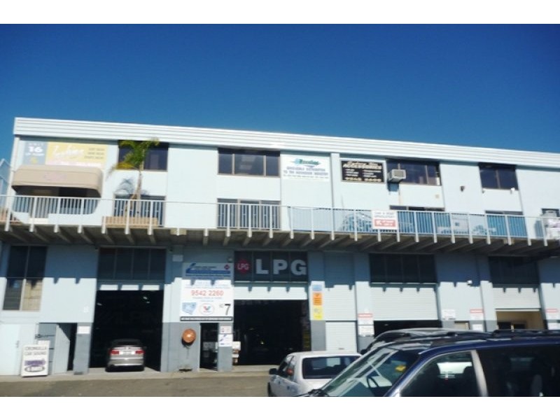 Unit 15/553 Princes Highway, Kirrawee NSW 2232