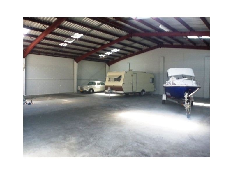 9 Yalgar Road, Kirrawee NSW 2232