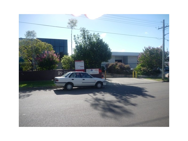 Unit 4/21 Marshall Road, Kirrawee NSW 2232