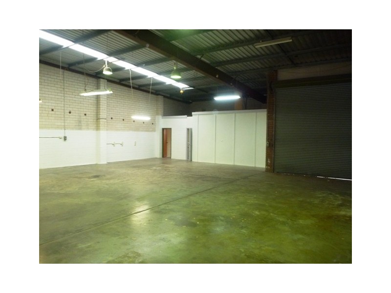 2/150 Garnet Road, Kirrawee NSW 2232