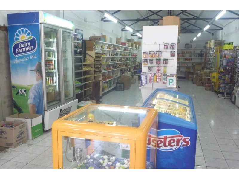 8 Carwar Avenue, Carss Park NSW 2221