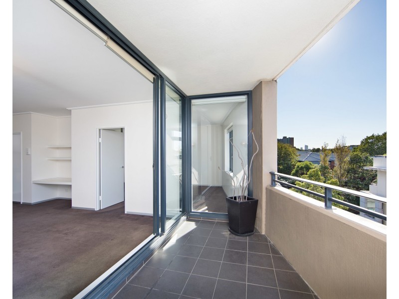 E605/3 Hunter Street, Waterloo NSW 2017