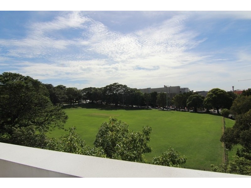 321/25-33 Allen Street, Waterloo NSW 2017