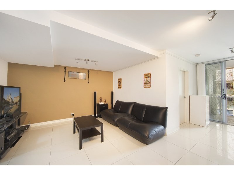 6/233 Cope Street, Waterloo NSW 2017