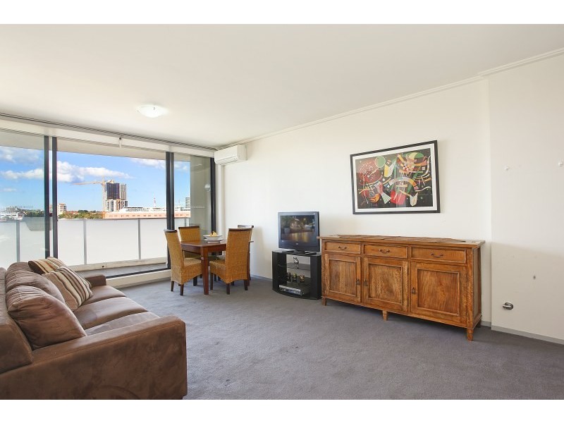 F702/7 Hunter Street, Waterloo NSW 2017