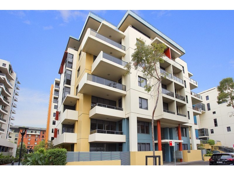 335/28 Danks Street, Waterloo NSW 2017