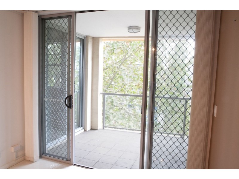 6/233 Cope Street, Waterloo NSW 2017