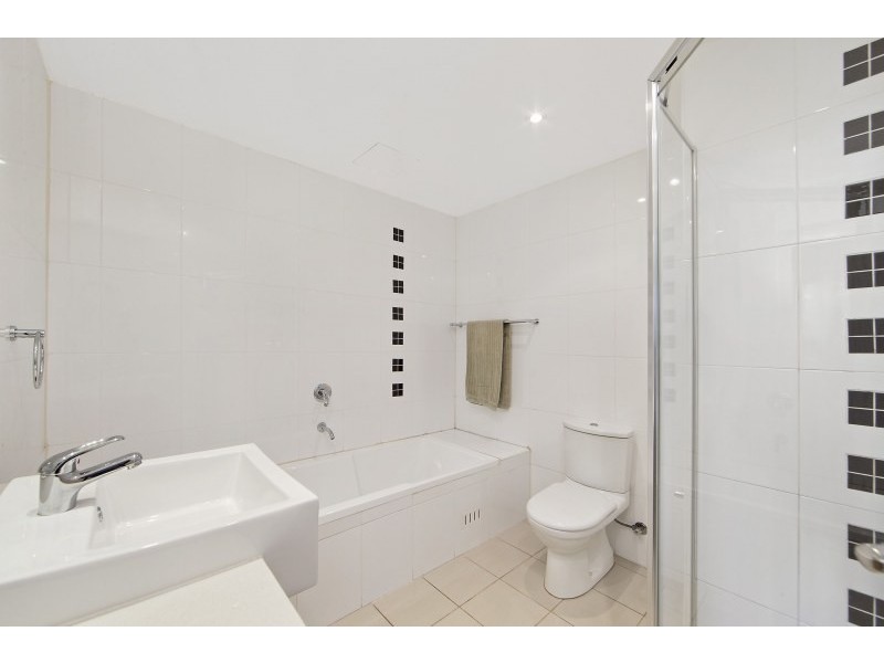 1038/7 Crescent Street, Waterloo NSW 2017