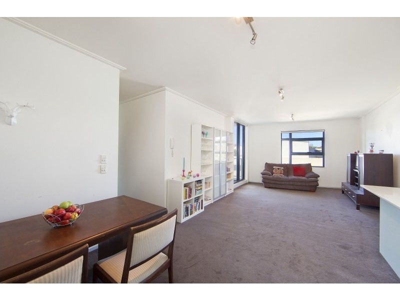 E606/3 Hunter Street, Waterloo NSW 2017